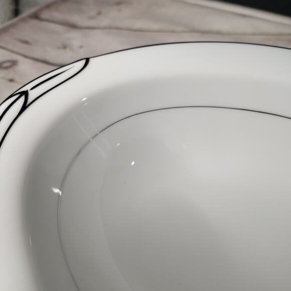 Noritake Derry Pattern 10 5/8" Oval Serving Vegetable Bowl White Platinum Silver - Picture 5 of 10
